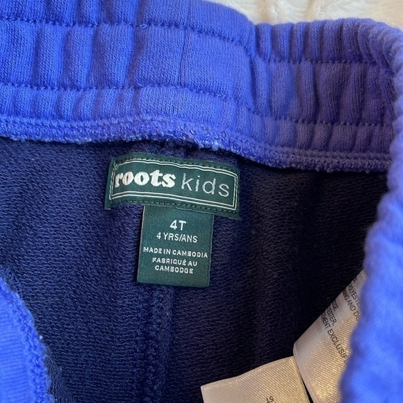 Roots kids size 4T capris with pockets in dark blue with purple waist band - Picture 5 of 7